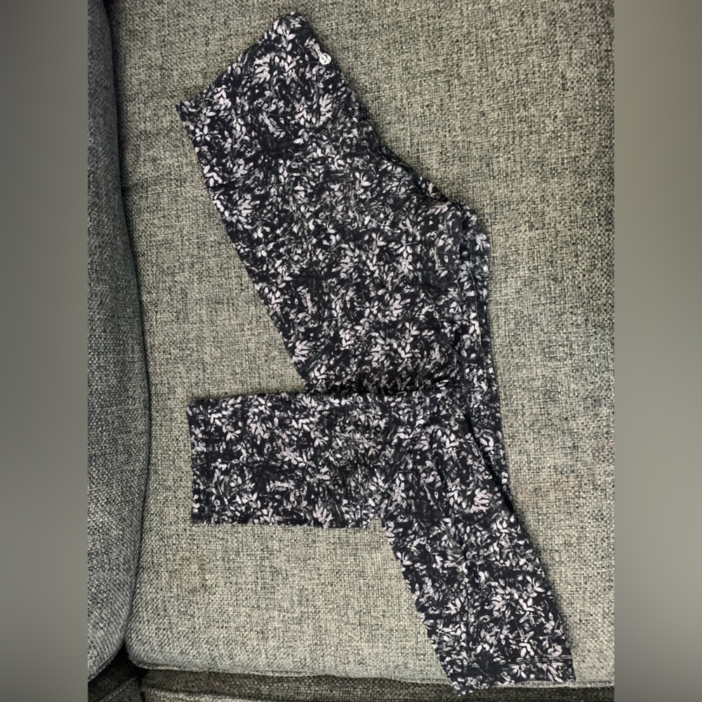 LULULEMON Align Cropped Leggings SIZE 12